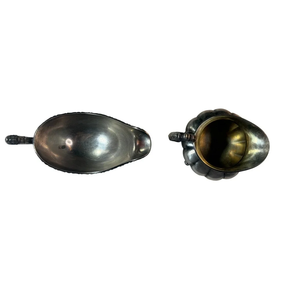 Vintage Oneida Tudor Plate Henley Silverplate‎ Gravy Boat & Melon Creamer Set
